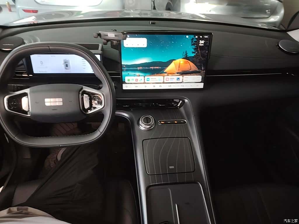 Geely Galaxy E5, 2024 10
