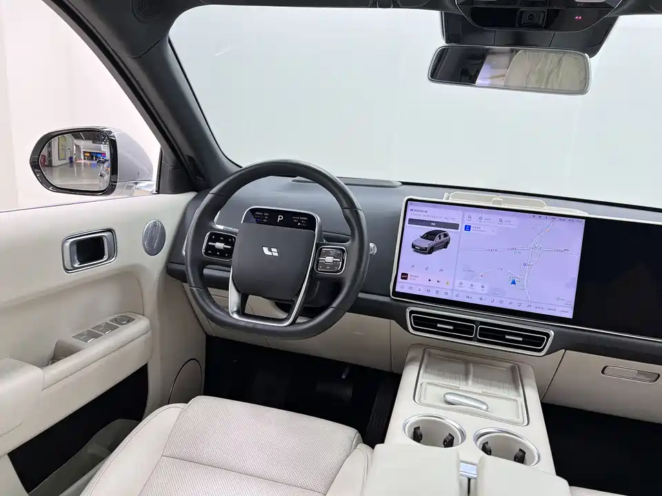 Li Auto Ideal L8