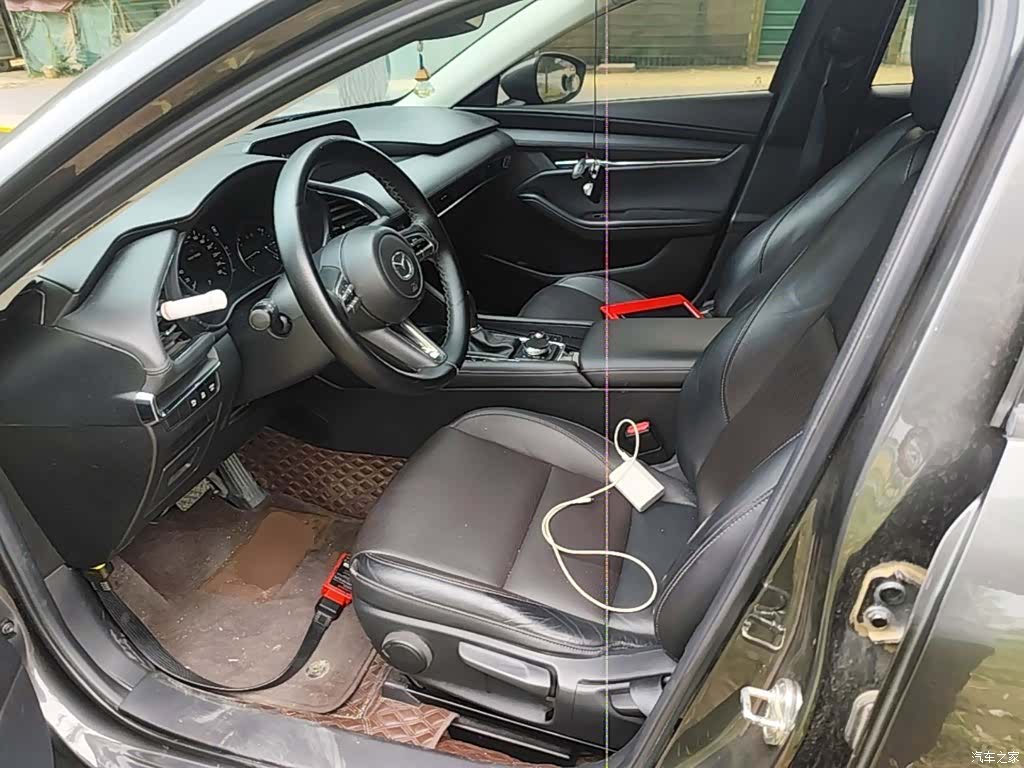 Mazda Mazda3, 2020 15