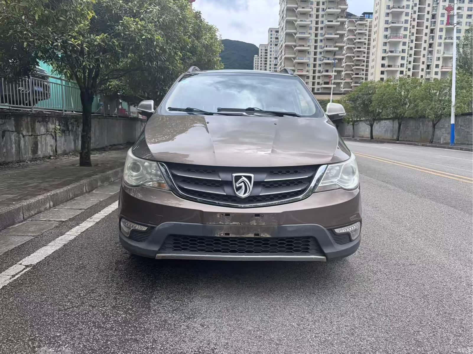 Wuling 730, 2014 1