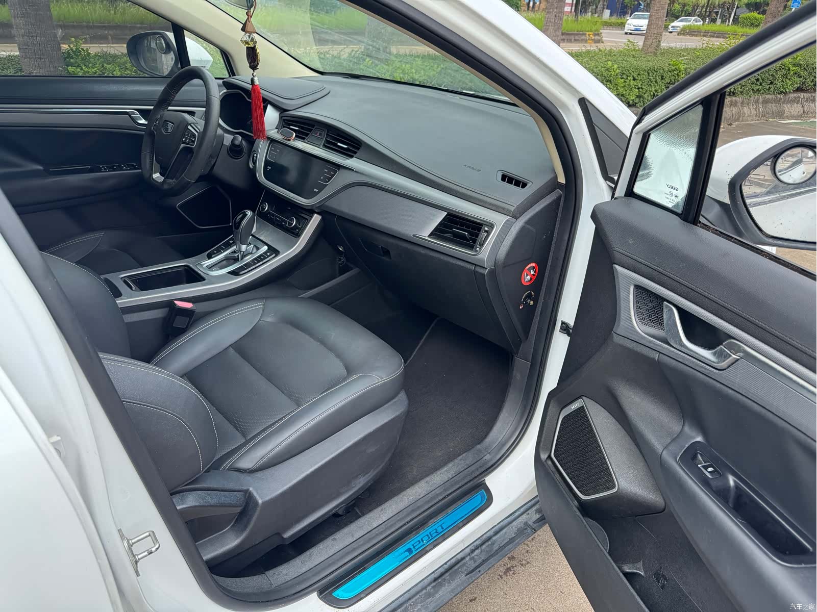 Geely Emgrand, 2018 10