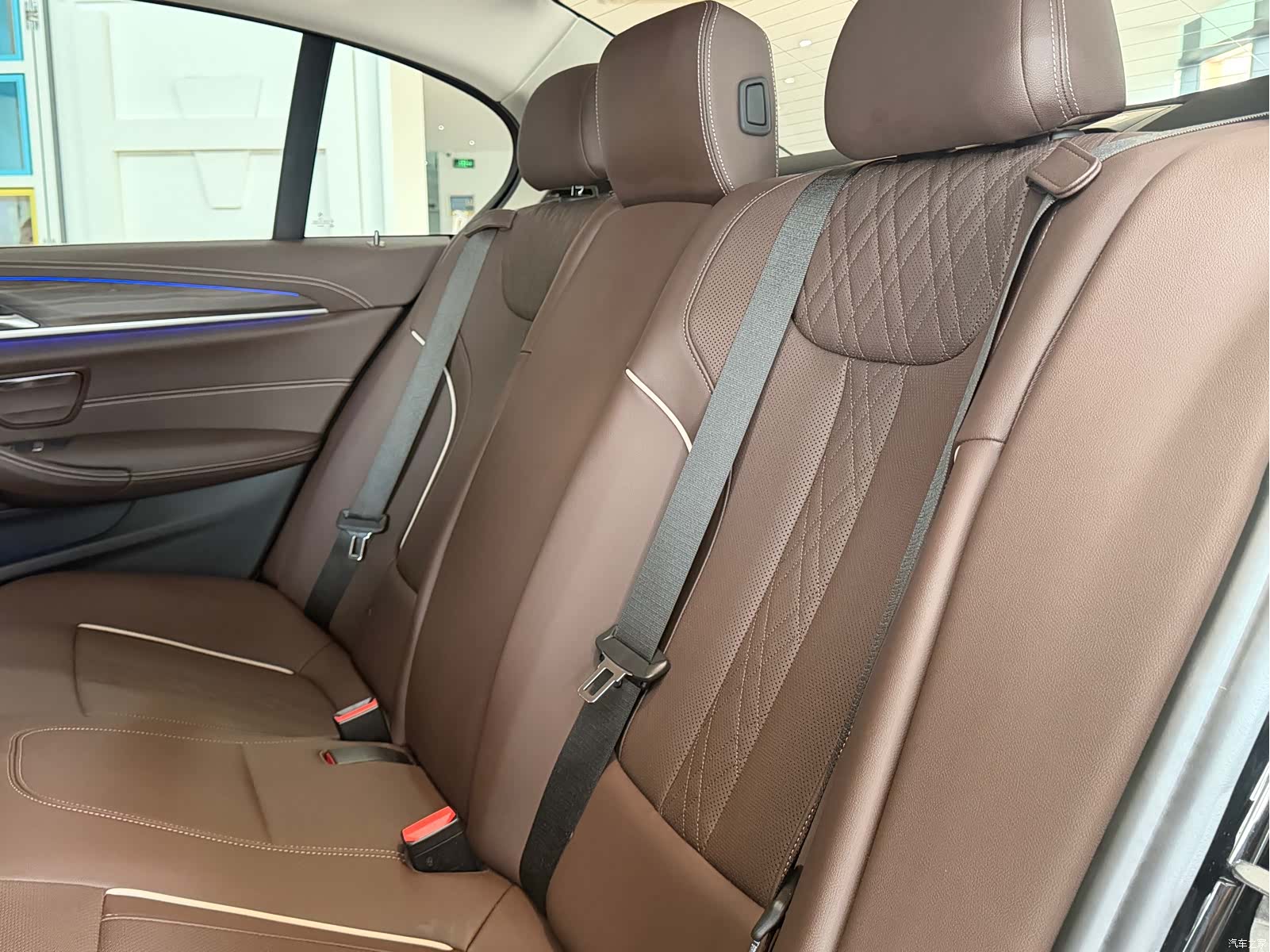 BMW 5 Series, 2021 13