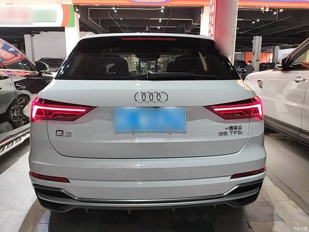 Audi Q3, 2019 6
