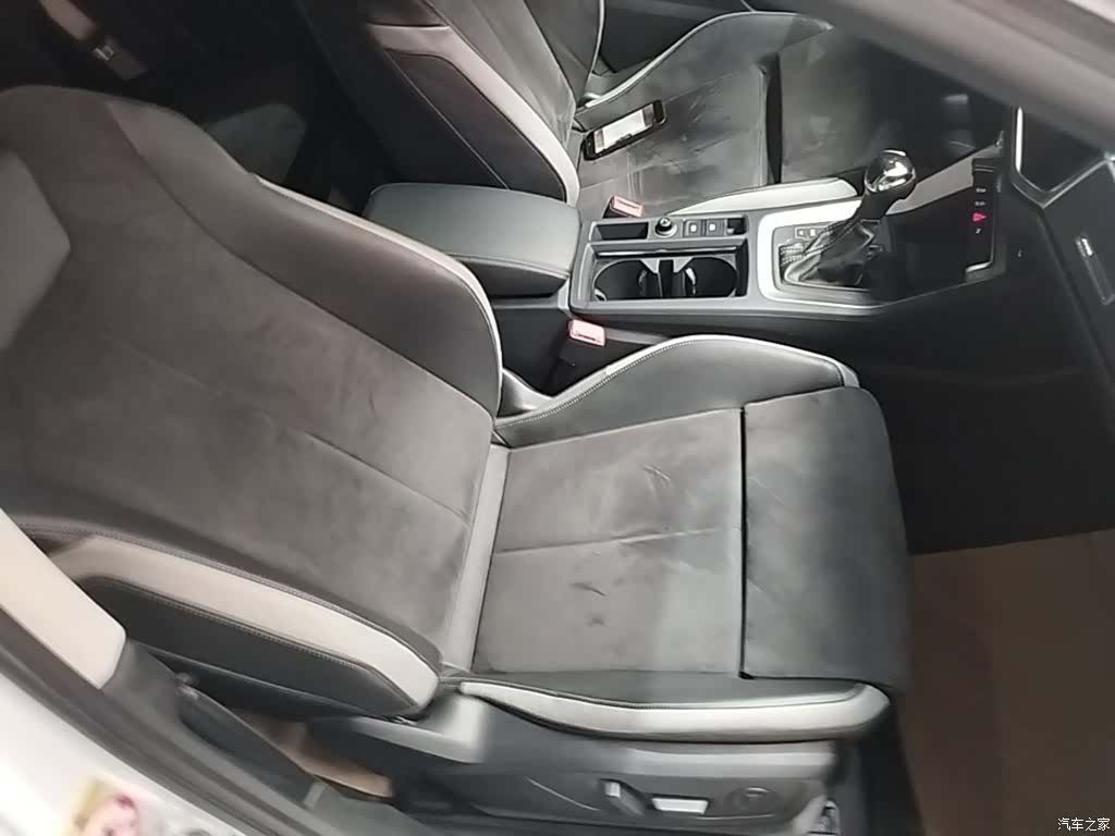 Audi Q3, 2019 25