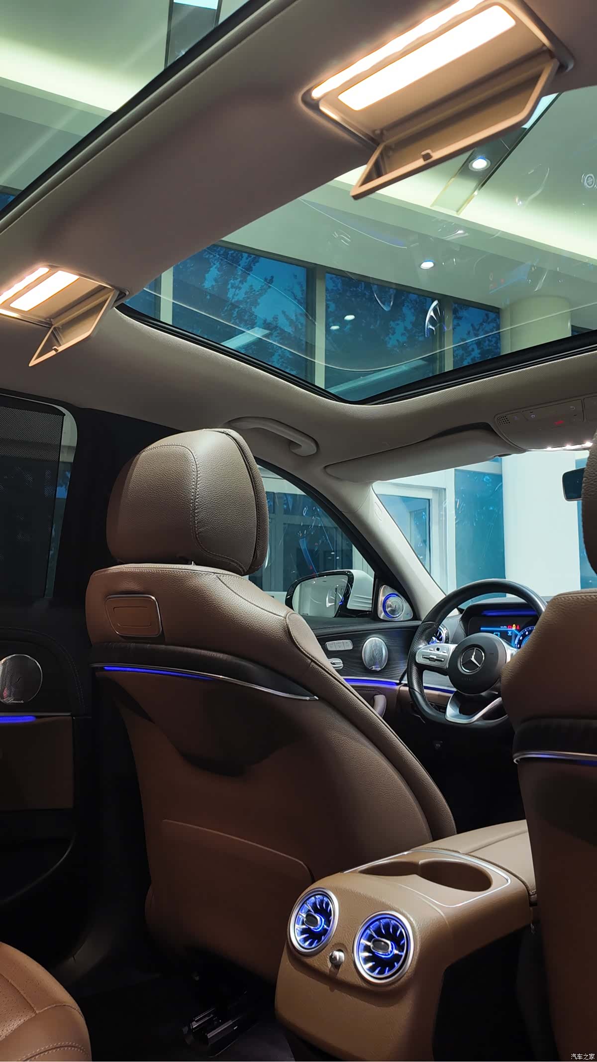 Mercedes-Benz E-Class, 2019 16