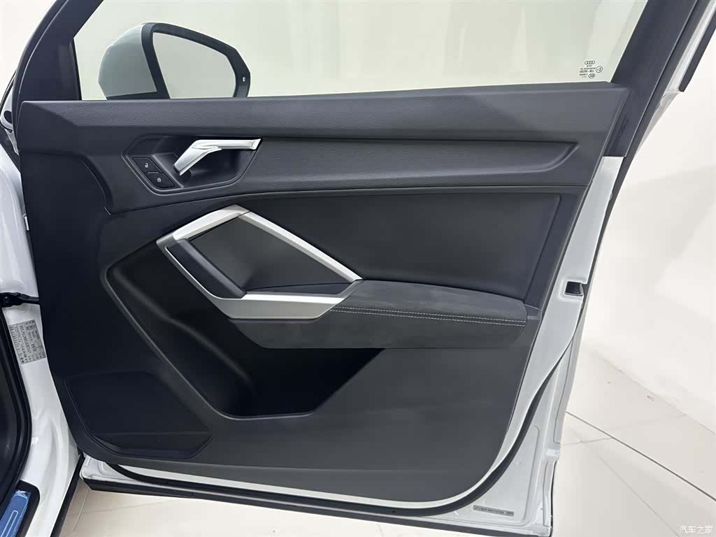 Audi Q3, 2022 31