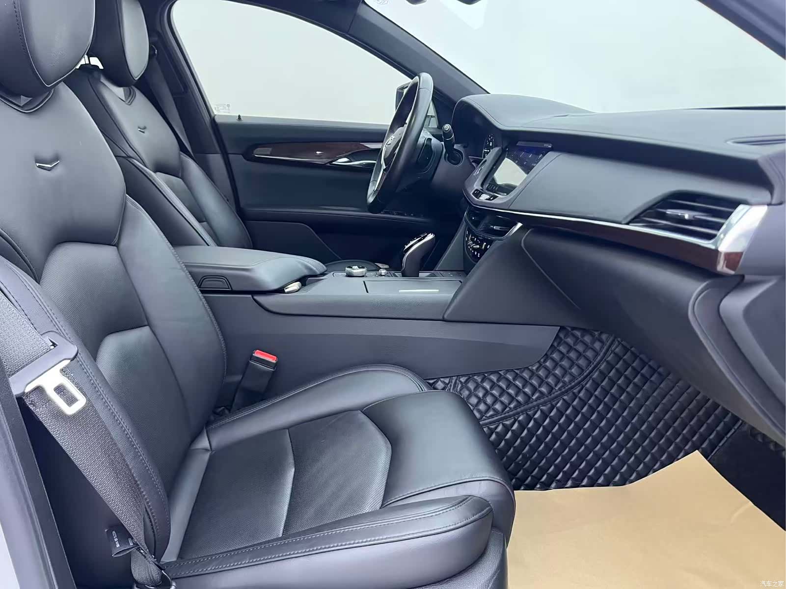 Cadillac CT6, 2021 13