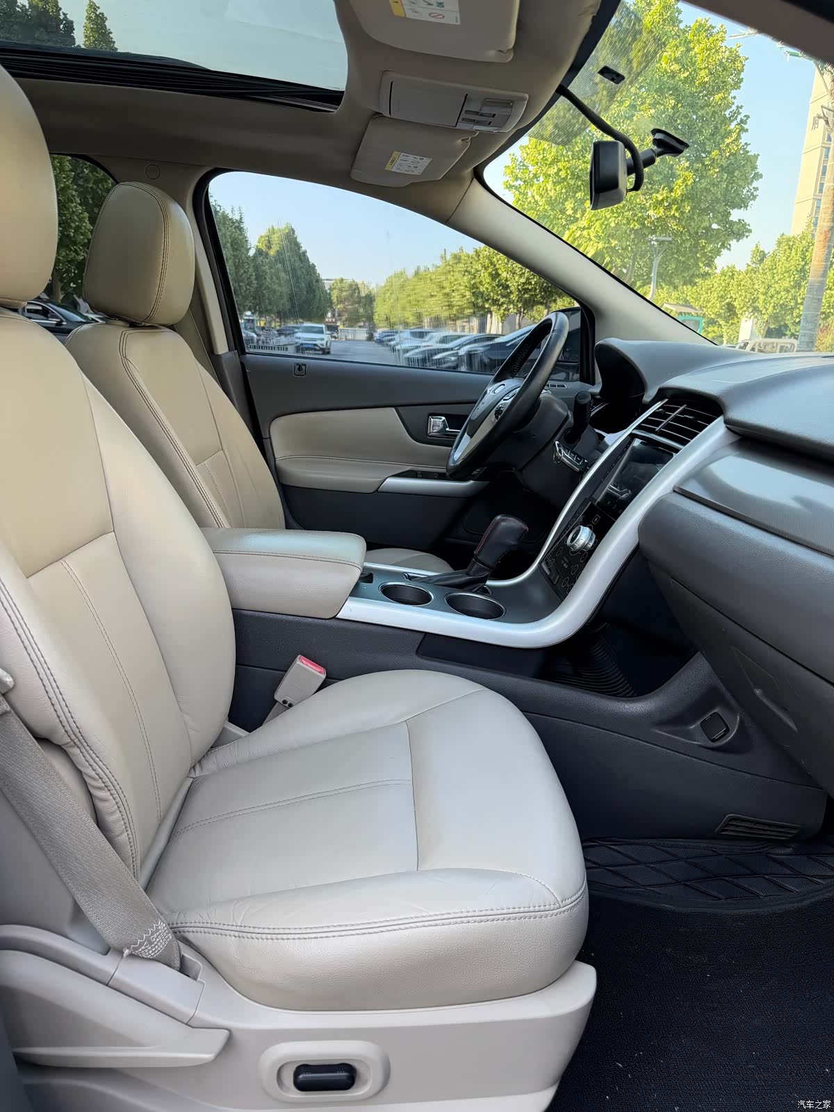 Ford Edge, 2013 10