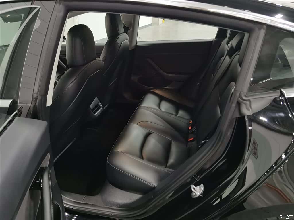 Tesla Model 3, 2021 15