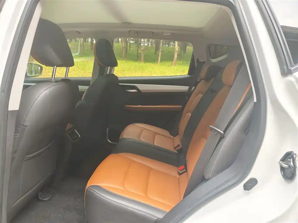 Geely Vision X6