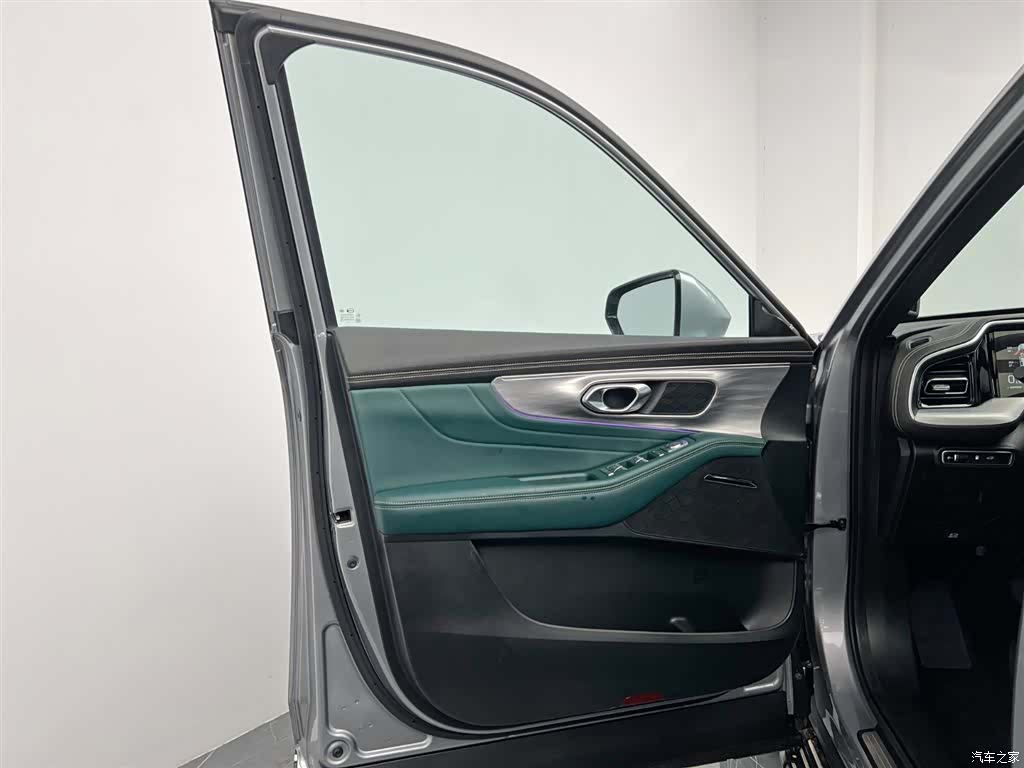 Trumpchi GS8, 2022 12