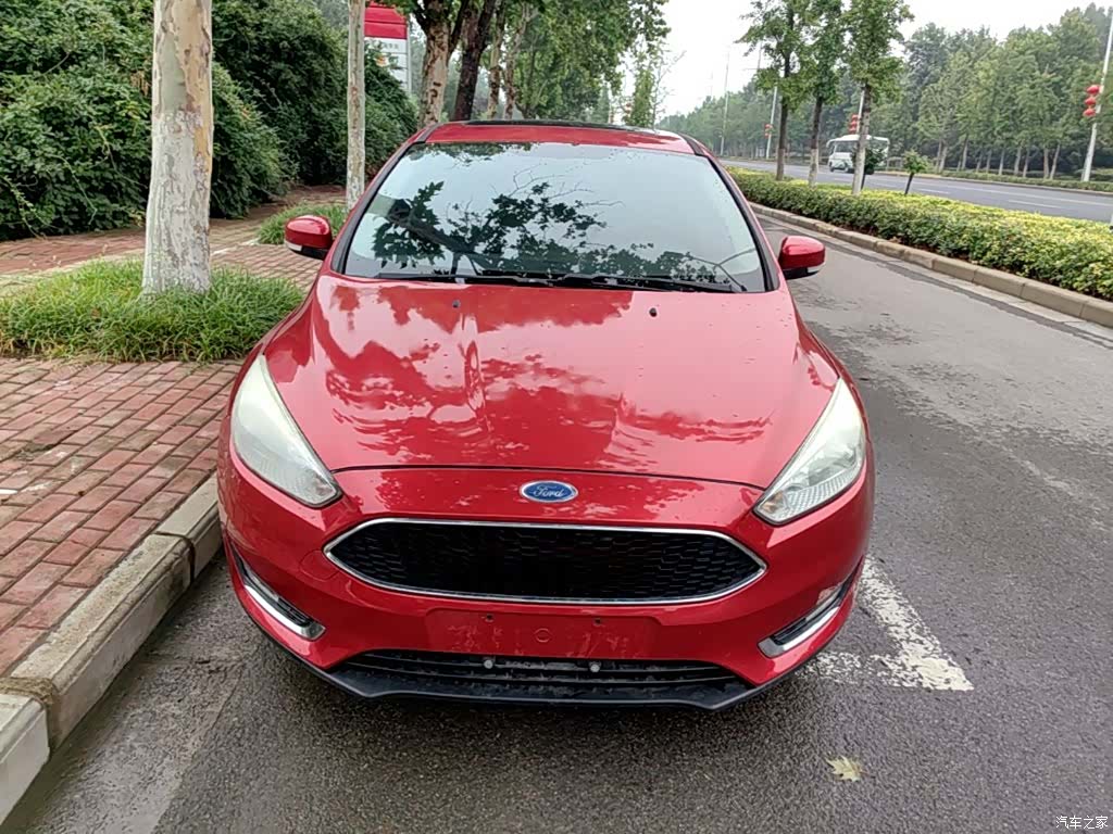 Ford Focus, 2015 3