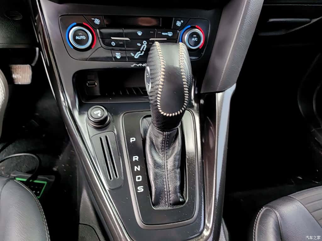 Ford Focus, 2015 14