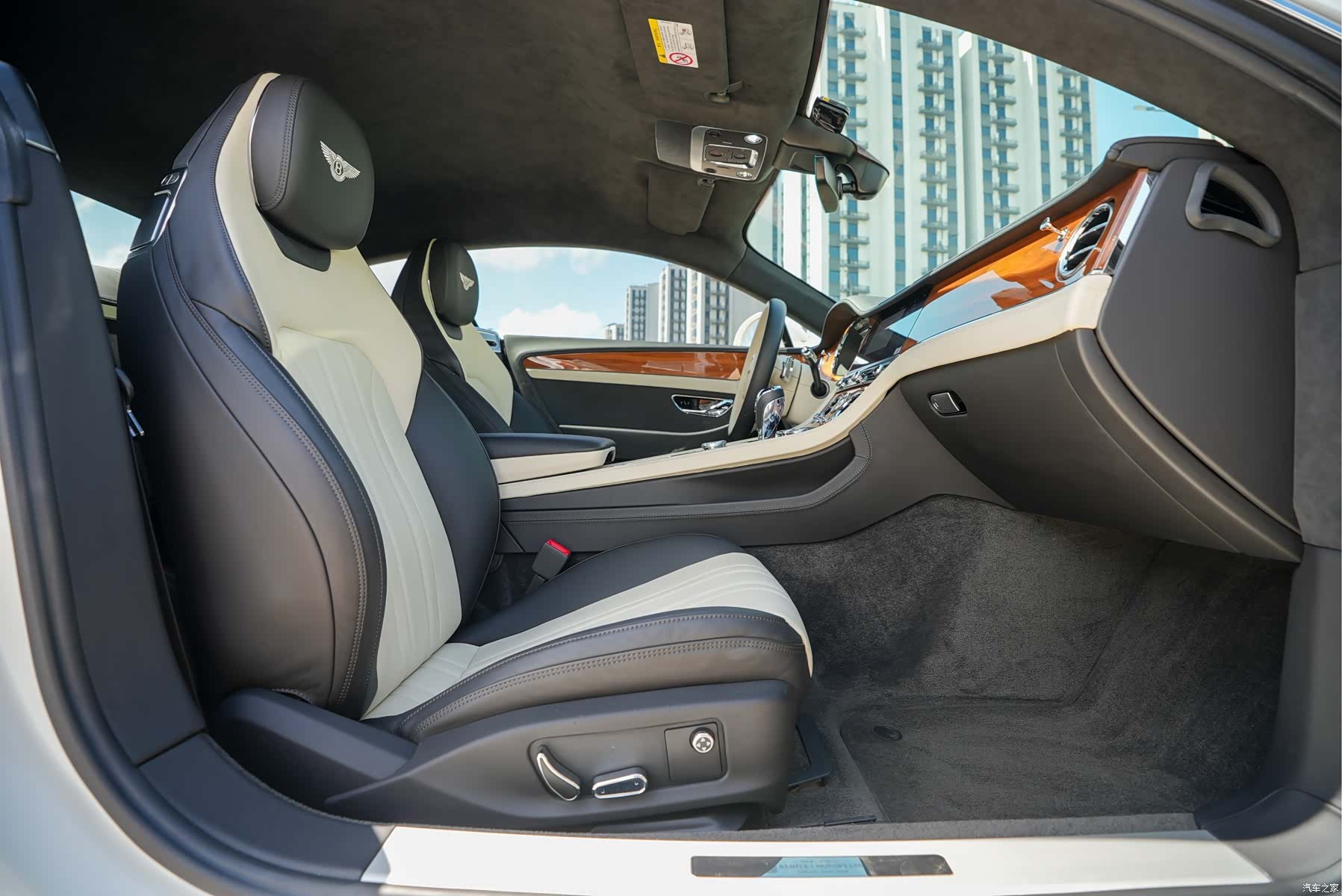 Bentley Continental GT, 2021 8