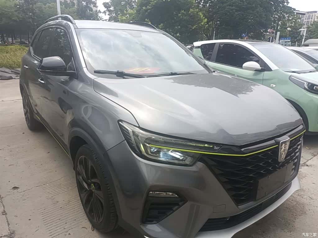 Roewe RX5, 2021 4