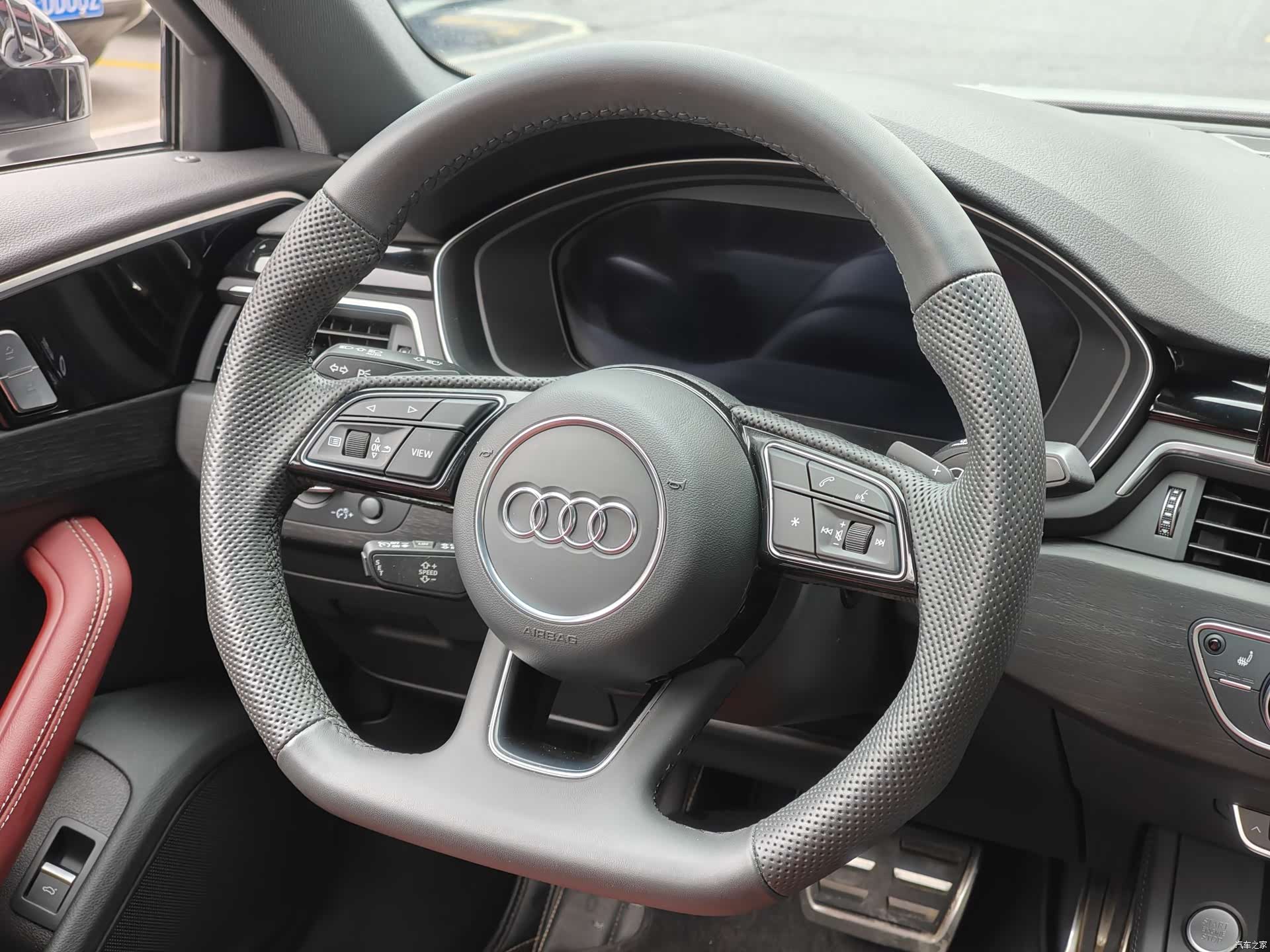 Audi A4L, 2025 все фото