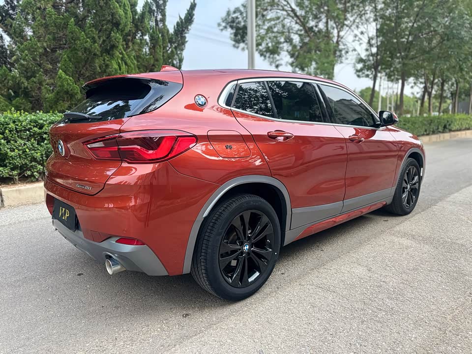 BMW X2