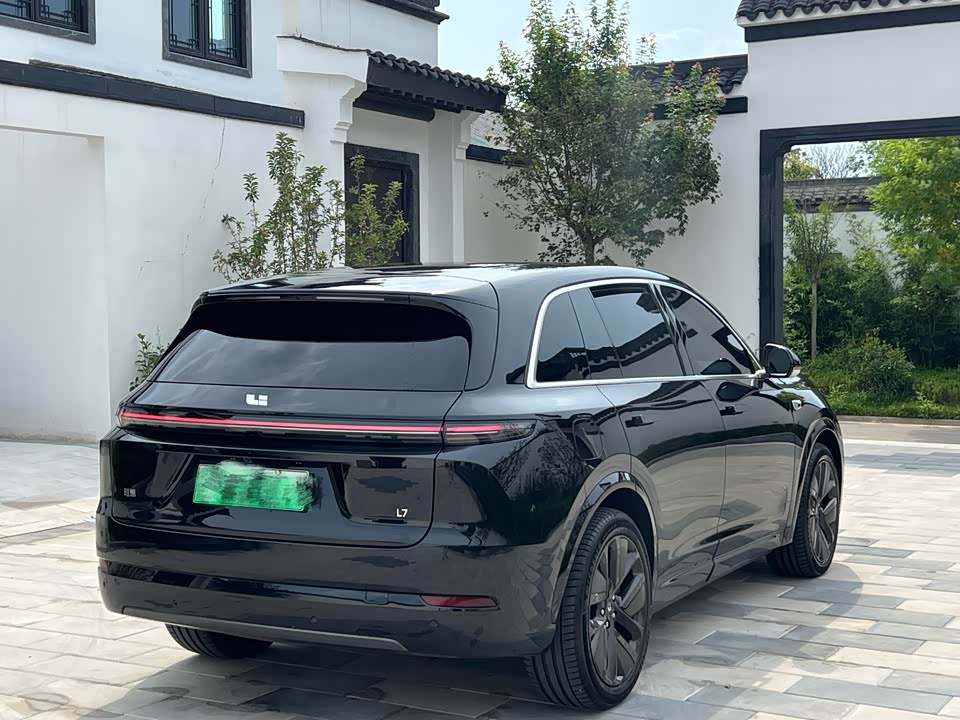 Li Auto Ideal L7