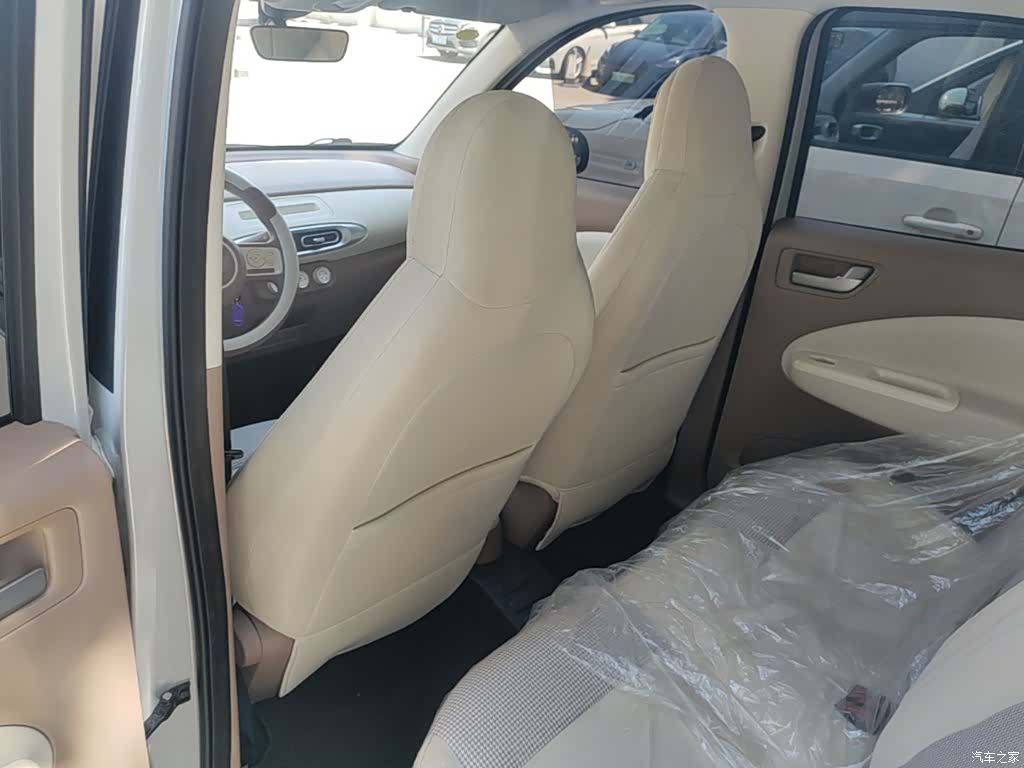 Wuling MINIEV, 2025 15