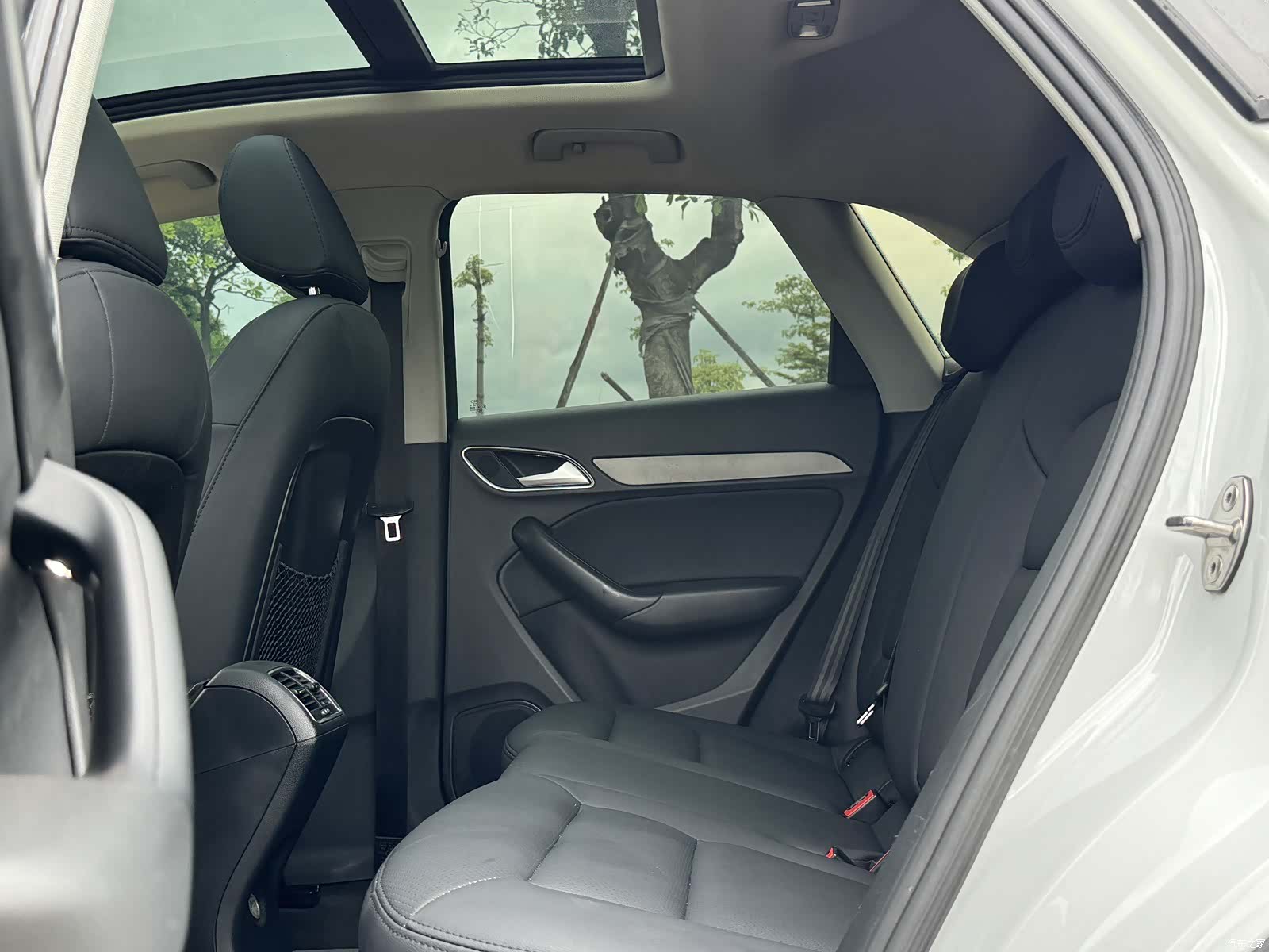 Audi Q3, 2015 10