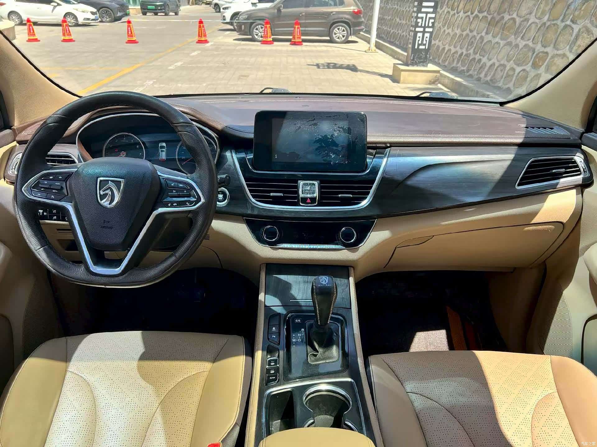 Wuling 730, 2017 все фото