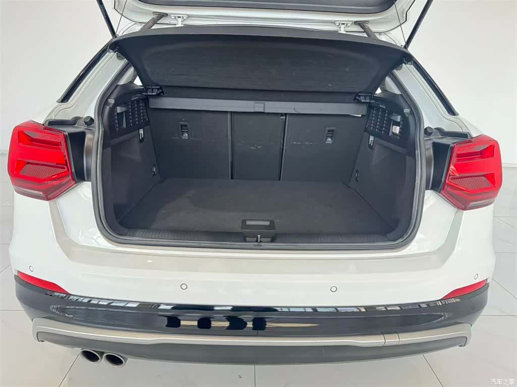 Audi Q2L, 2021 6