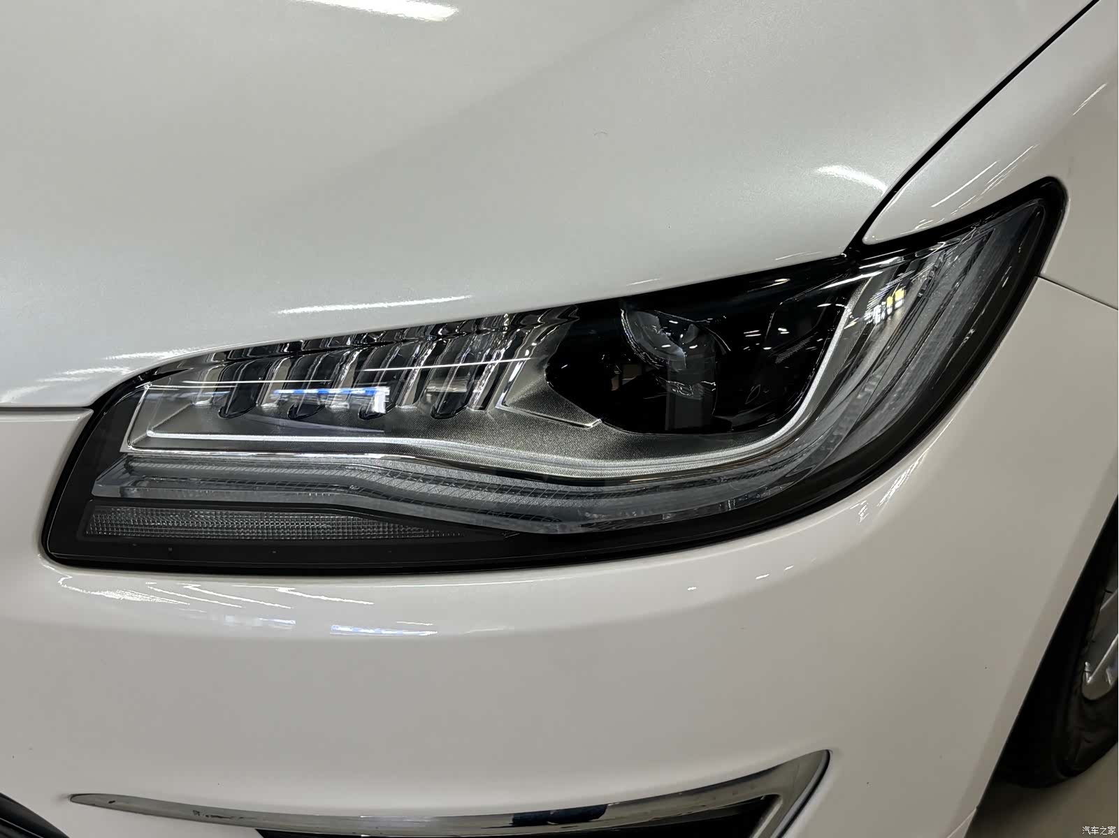 Lincoln MKZ, 2021 все фото