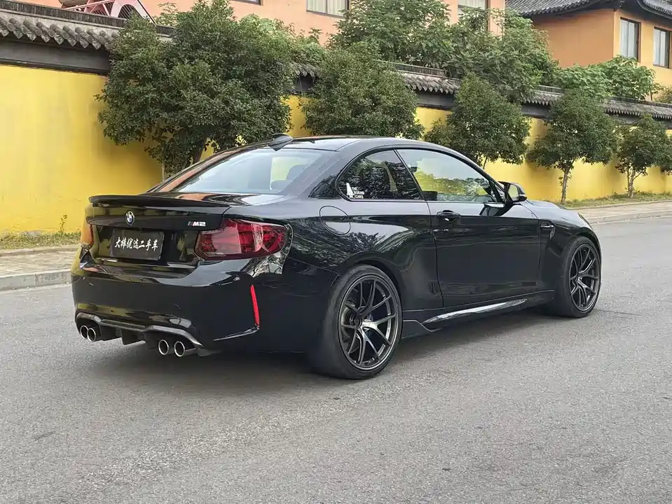 BMW M2
