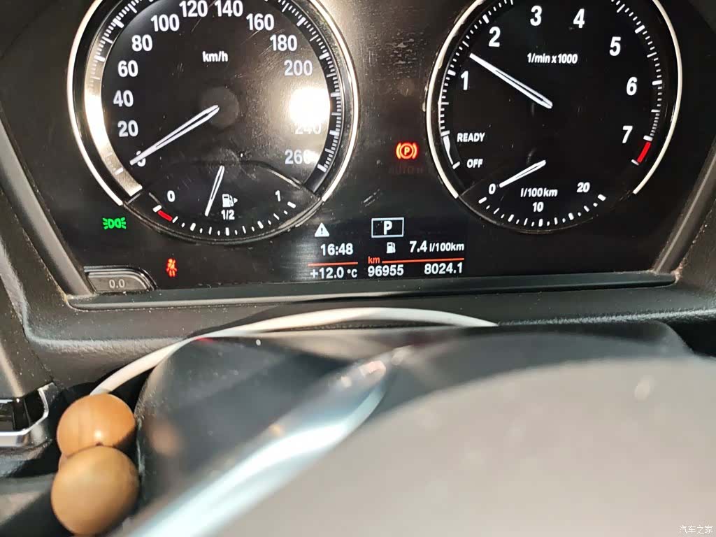 BMW 1 Series, 2018 все фото