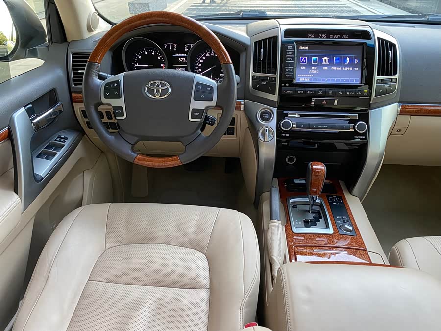 Toyota Land Cruiser 2015, фото 10