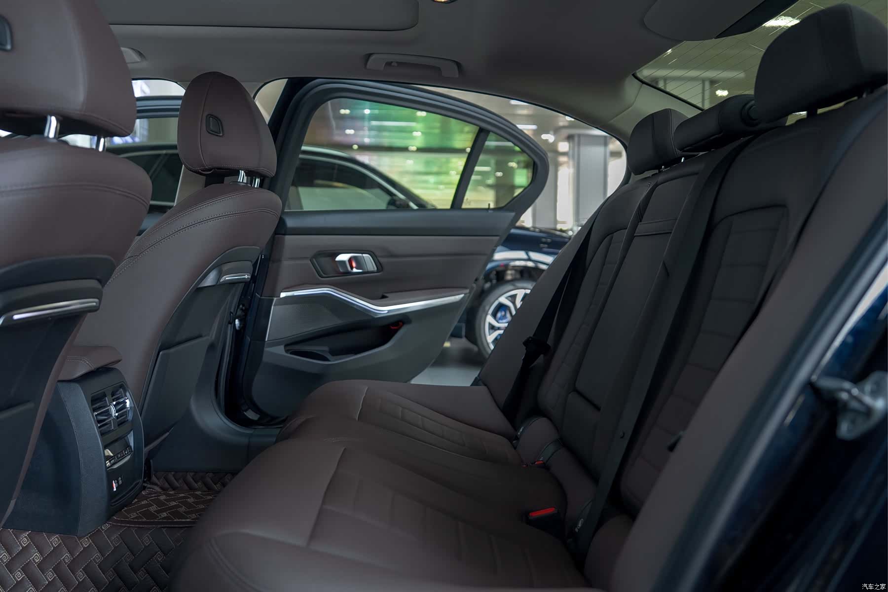 BMW 3 Series, 2020 11