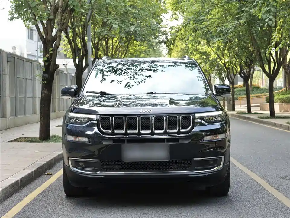 Jeep Grand Commander