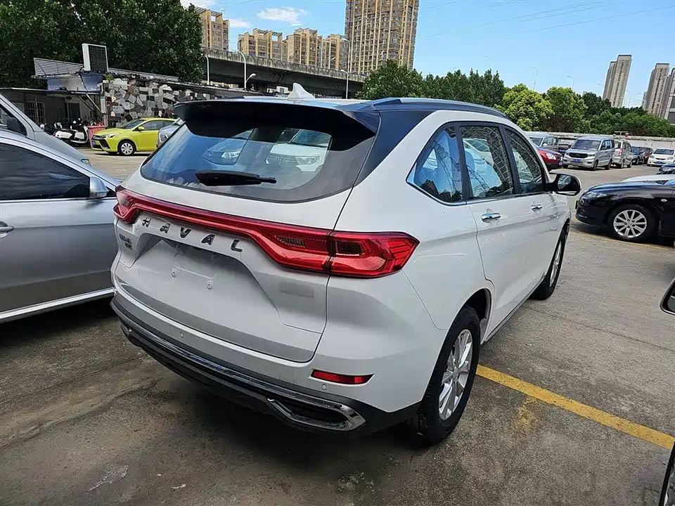 Haval M6