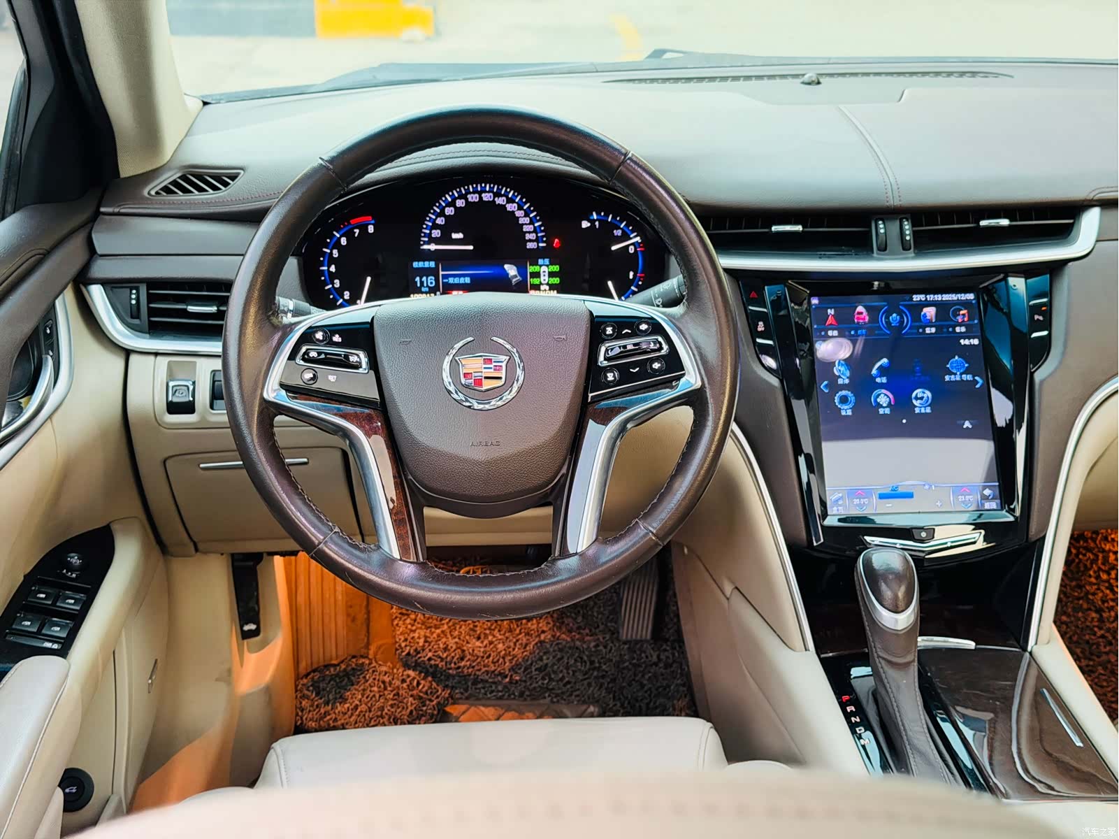 Cadillac XTS, 2014 10