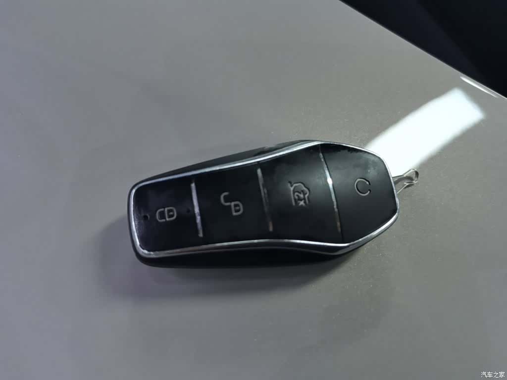 BYD Song, 2023 9