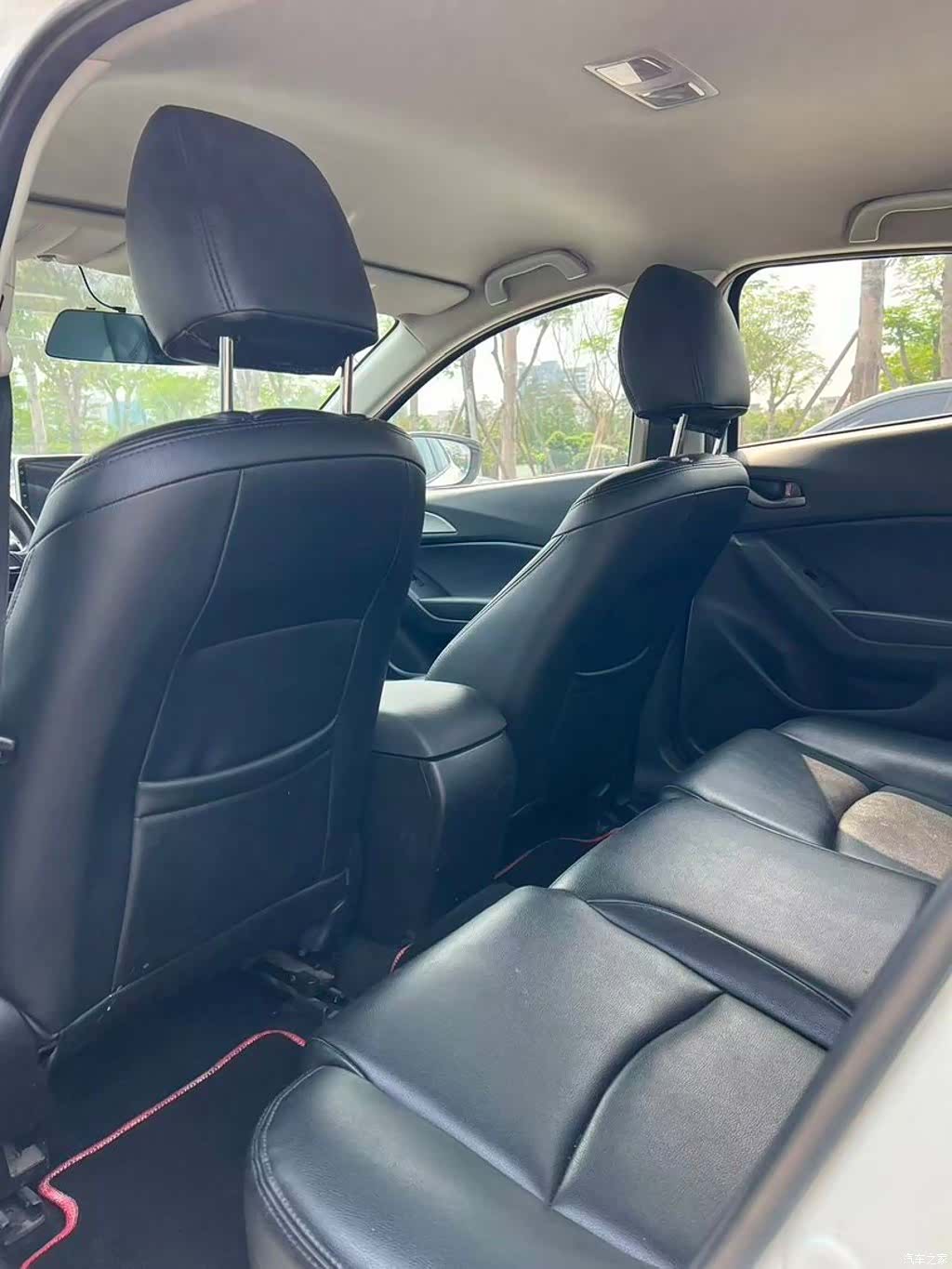 Mazda Mazda3, 2019 все фото