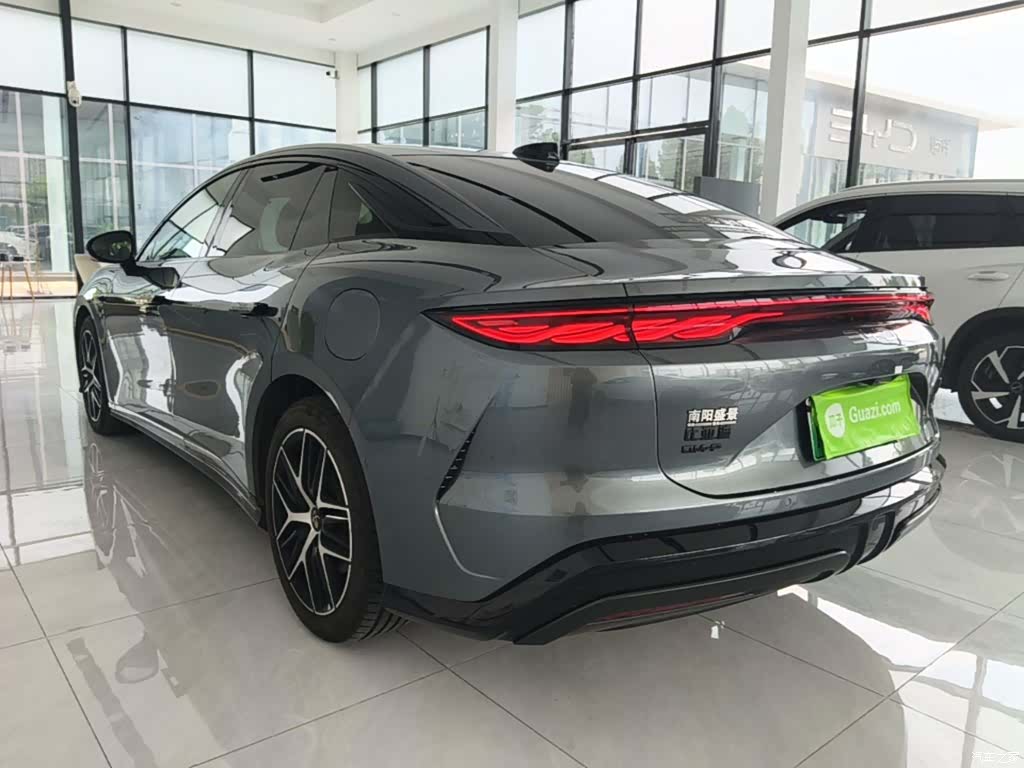 BYD Han, 2025 все фото