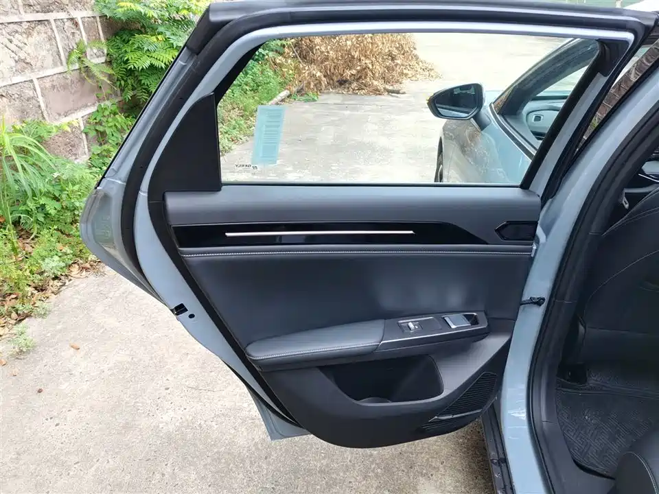 Geely Galaxy Galaxy L6