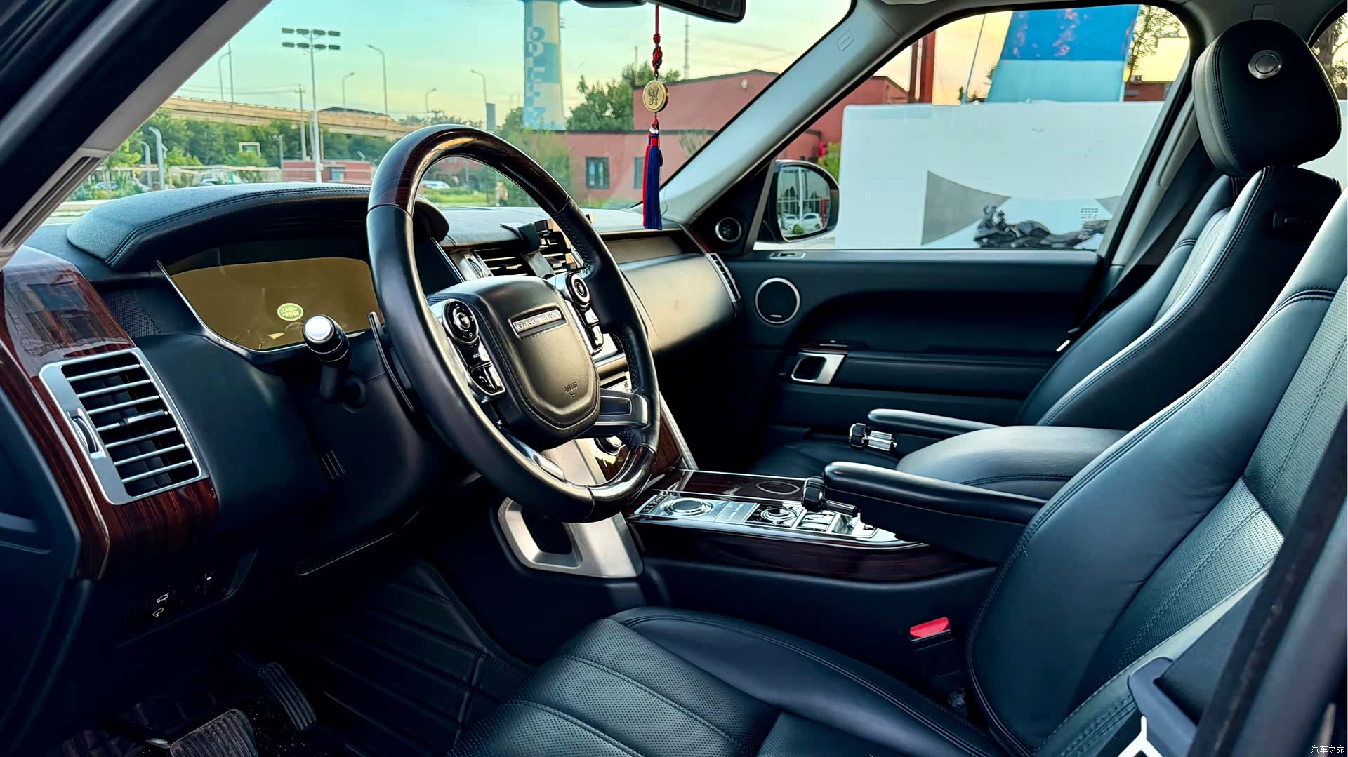Land Rover Range Rover, 2015 10