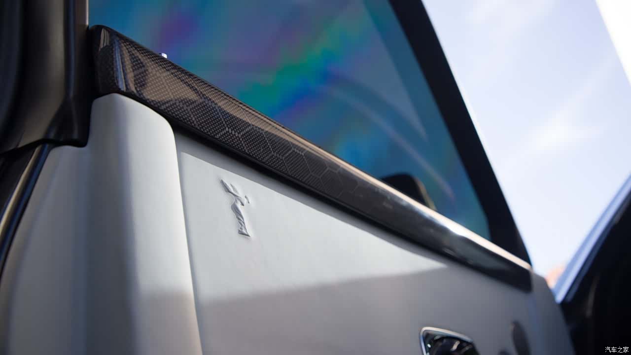 Rolls-Royce Phantom, 2007 8