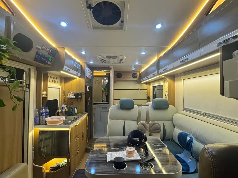 MAXUS V80 motorhome