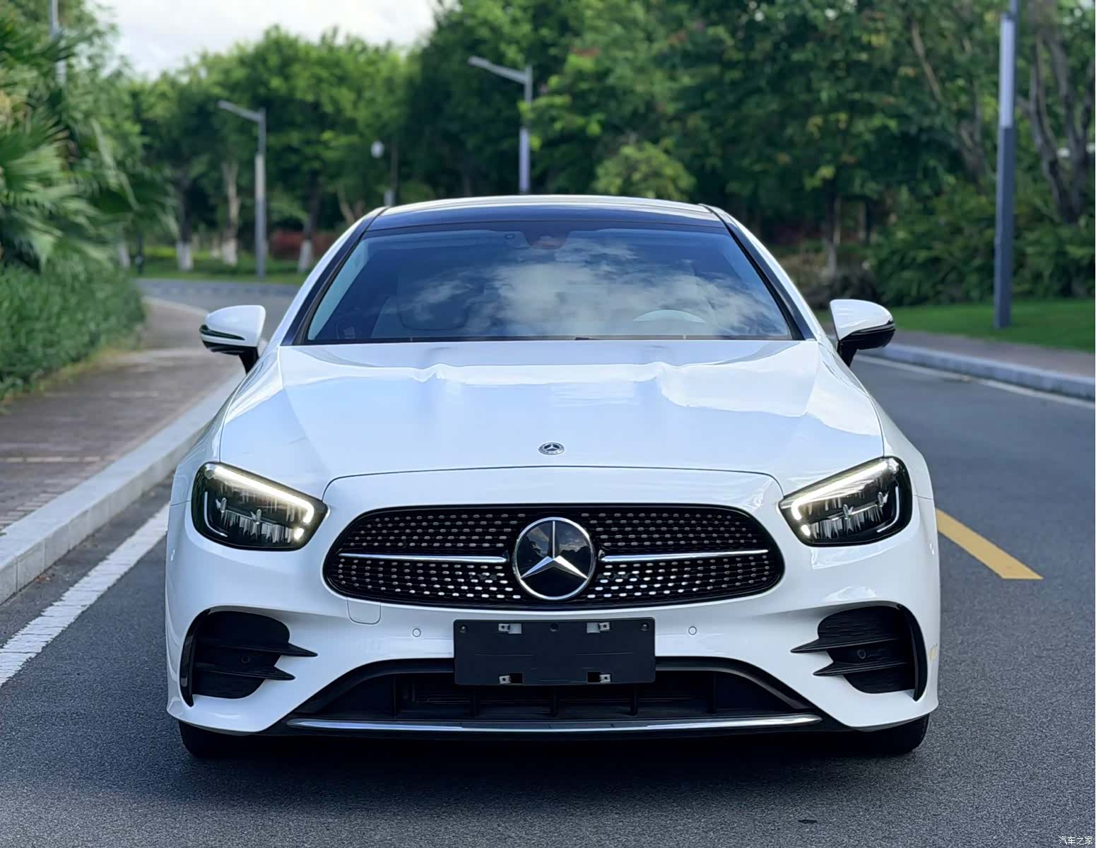 Mercedes-Benz E-Class, 2024 2