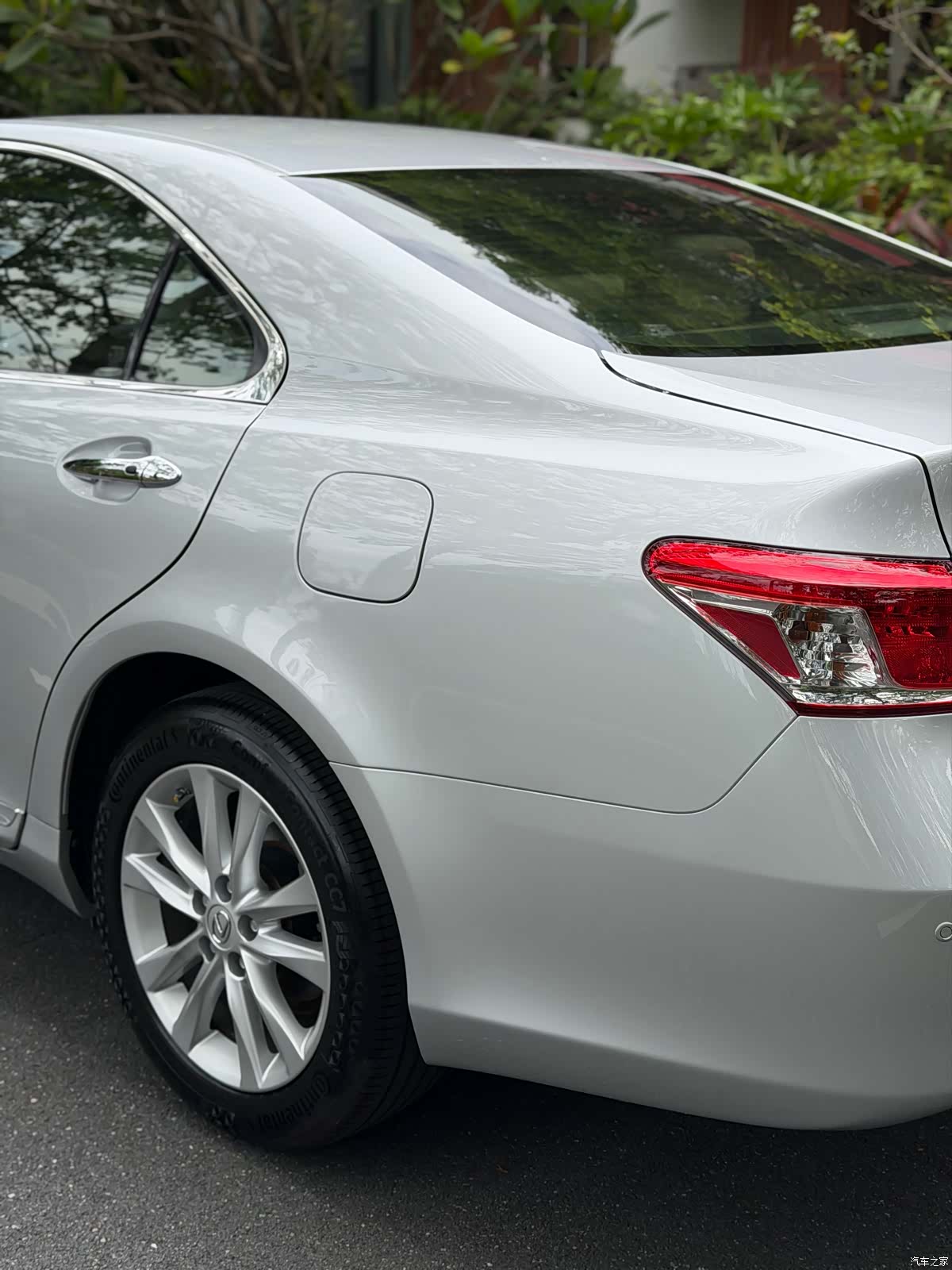 Lexus ES, 2010 4