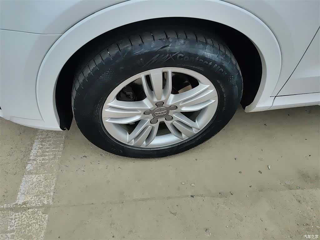 Audi Q3, 2015 23