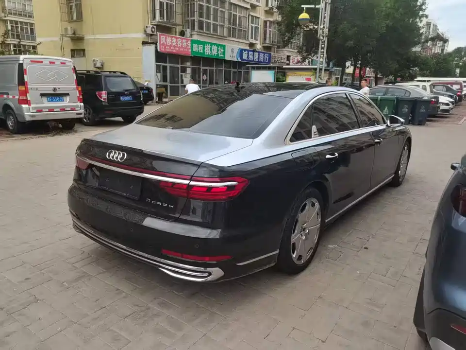 Audi A8