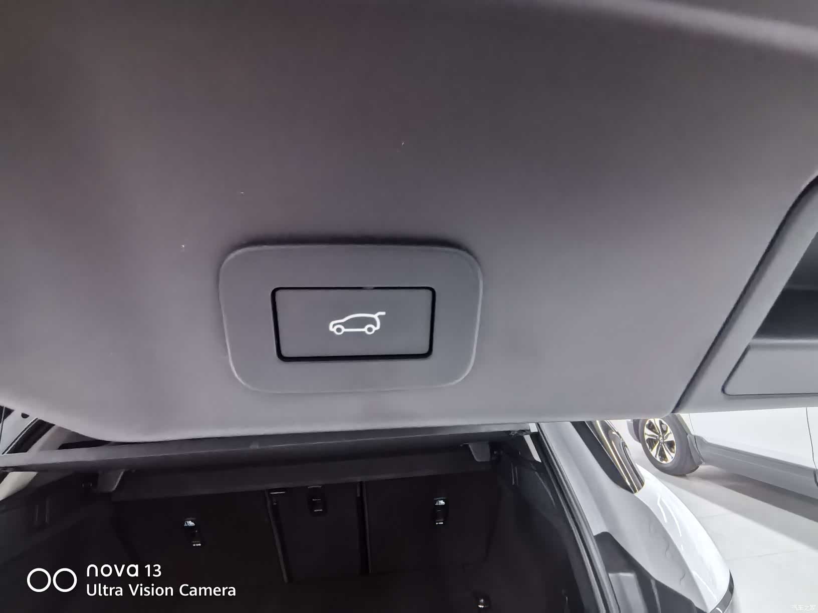 Land Rover Range Rover, 2023 12