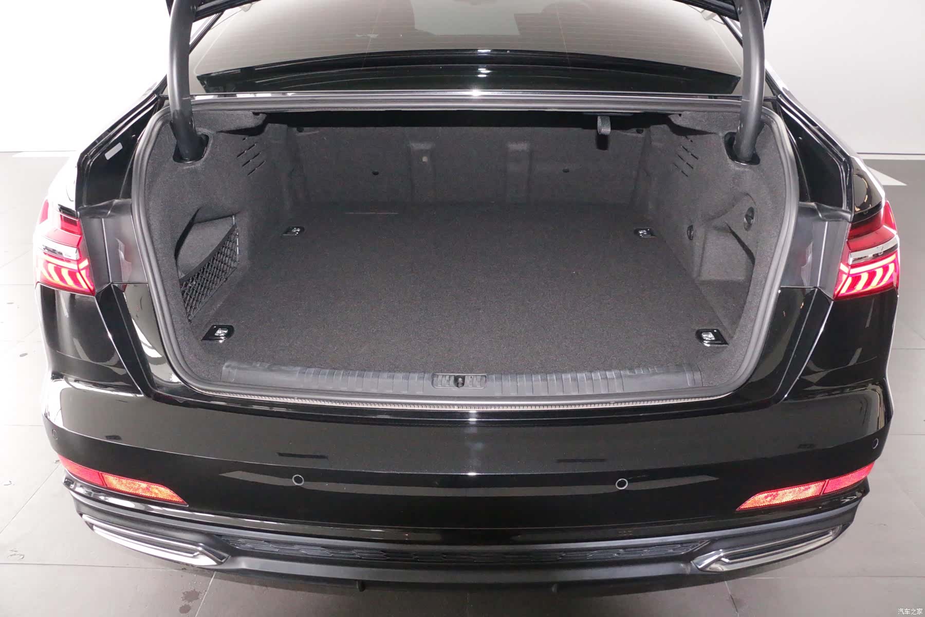 Audi A6L, 2022 6