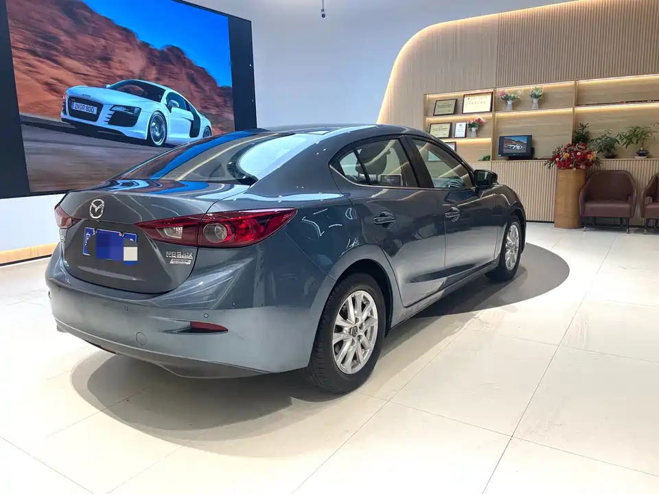 Mazda 3 Angkesaila