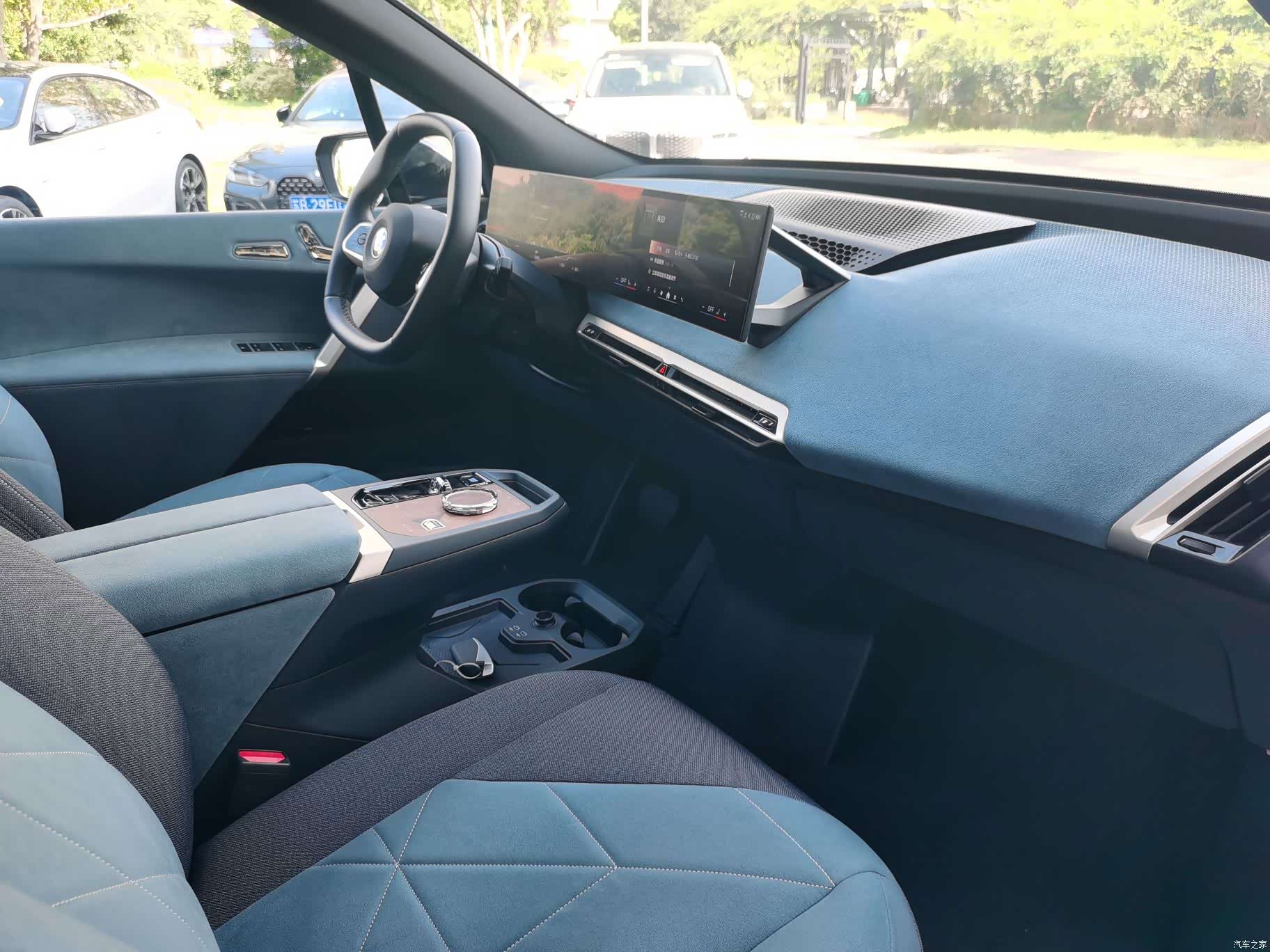 BMW iX, 2023 19