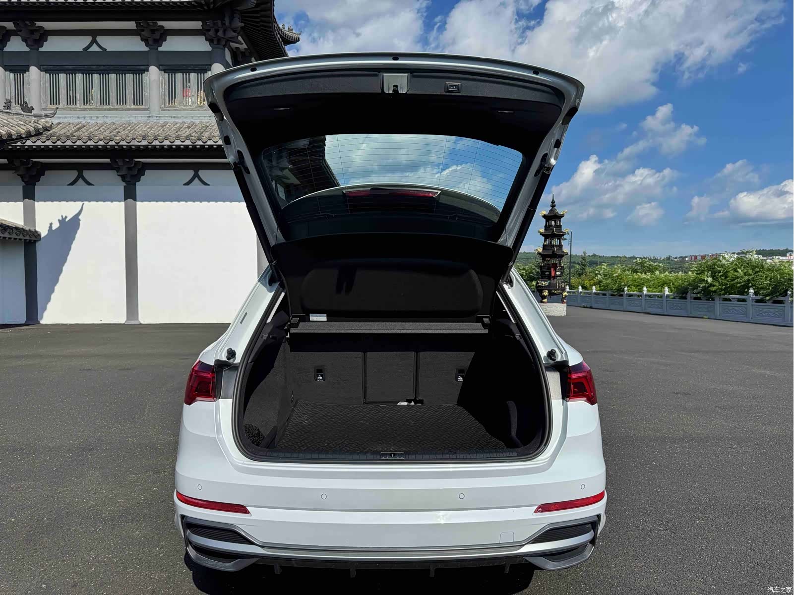 Audi Q3, 2022 18